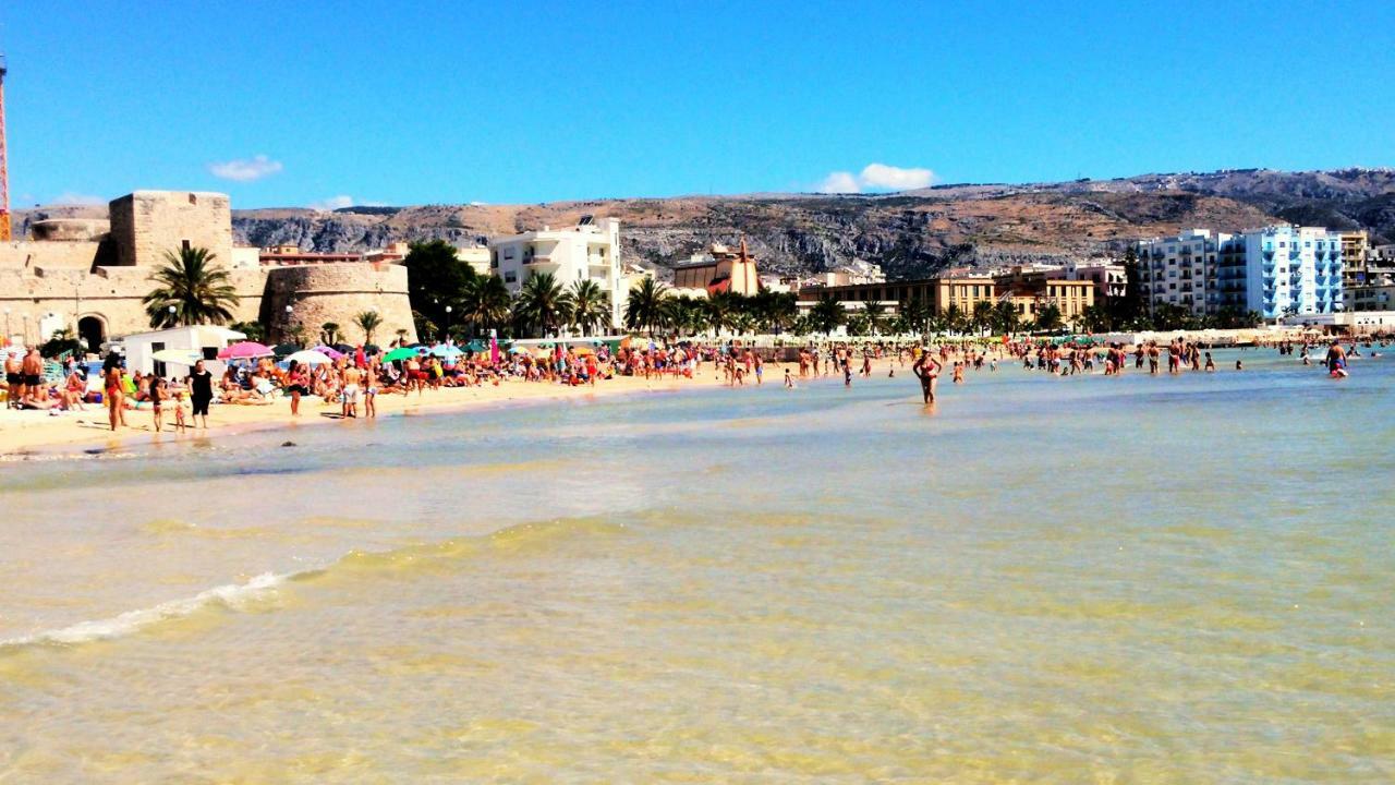 Appartamento Manfredi مانفريدونيا المظهر الخارجي الصورة